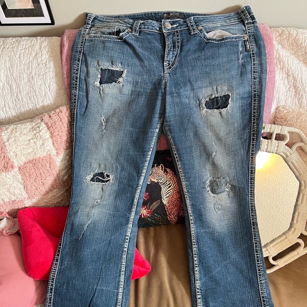 Silver “Frances” distressed Jeans, women’s size 18/L 33